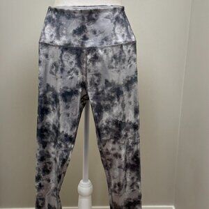 Woman's |Beyond Yoga| leggings |